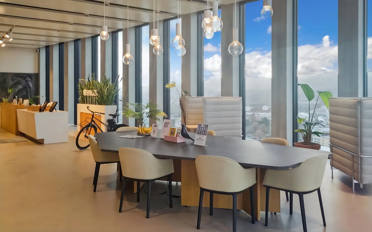 Uffici splendidamente arredati per 1 persona nello Spaces Grosspeter Tower - Foto 8 di 20