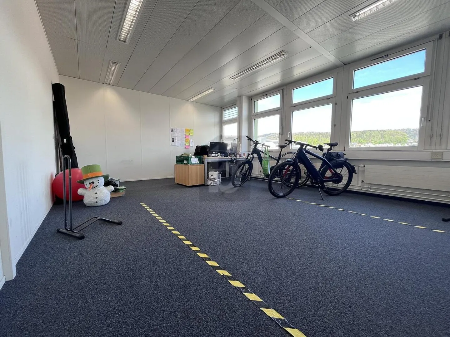 Bürofläche mieten - Foto 1 von 6