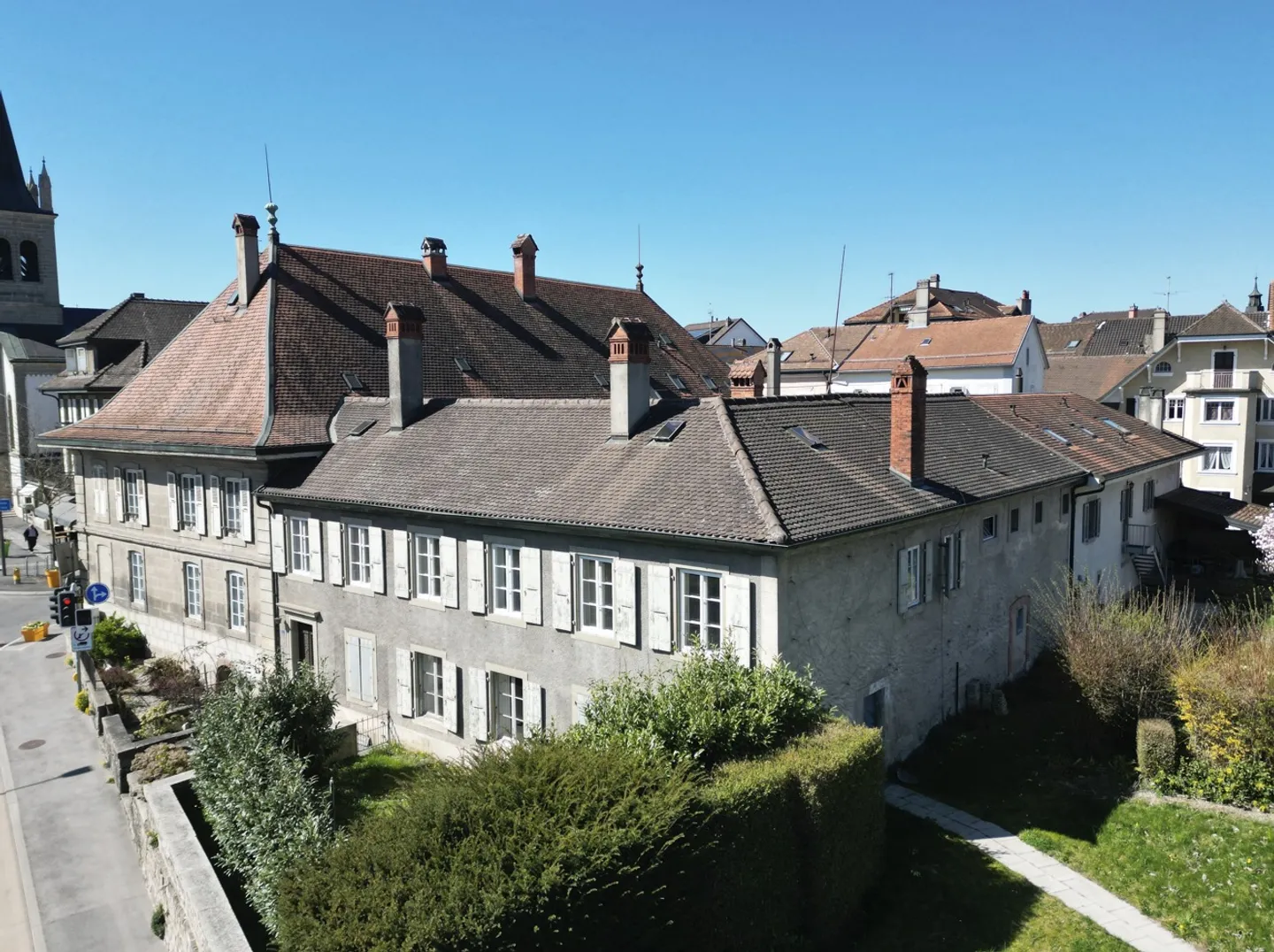 4.5 Room Apartment - Photo 1 of 3