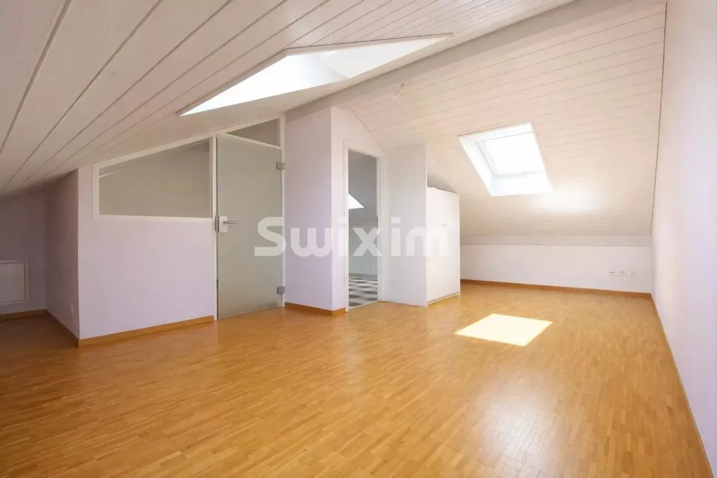 Casa affascinante con giardino - Foto 8 di 11