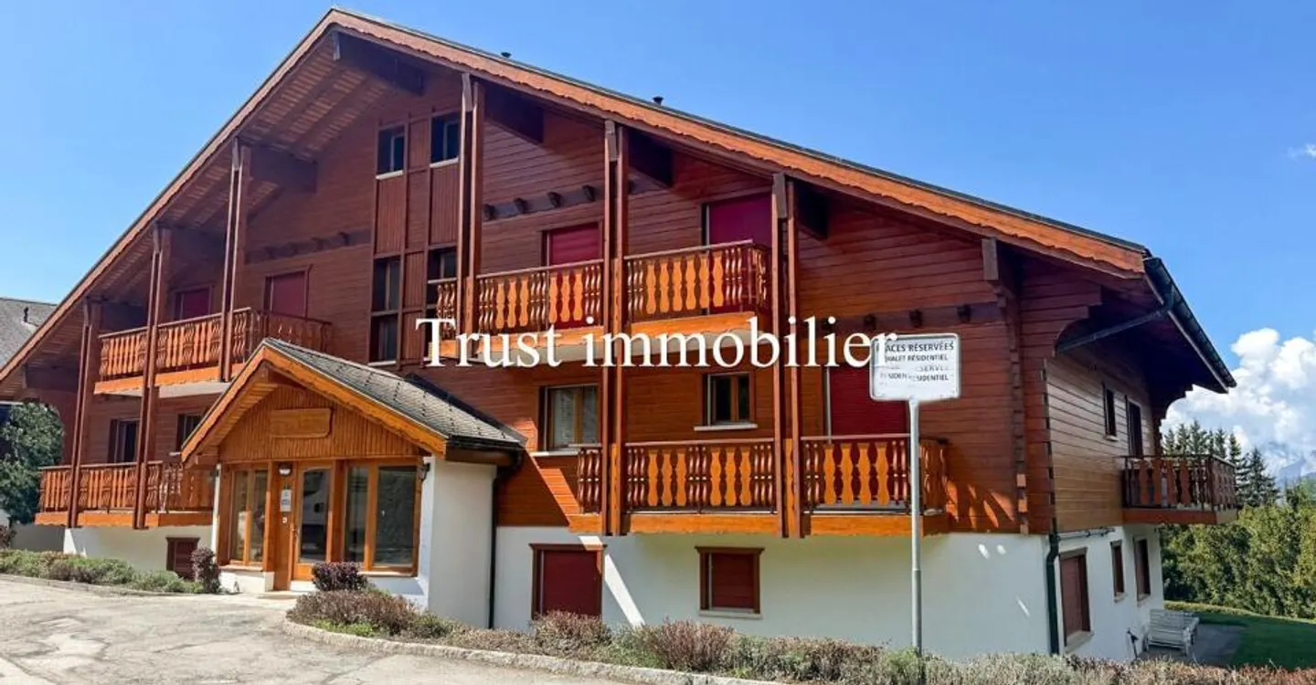 Appartement Charmant en Style Chalet - Photo 1 sur 12