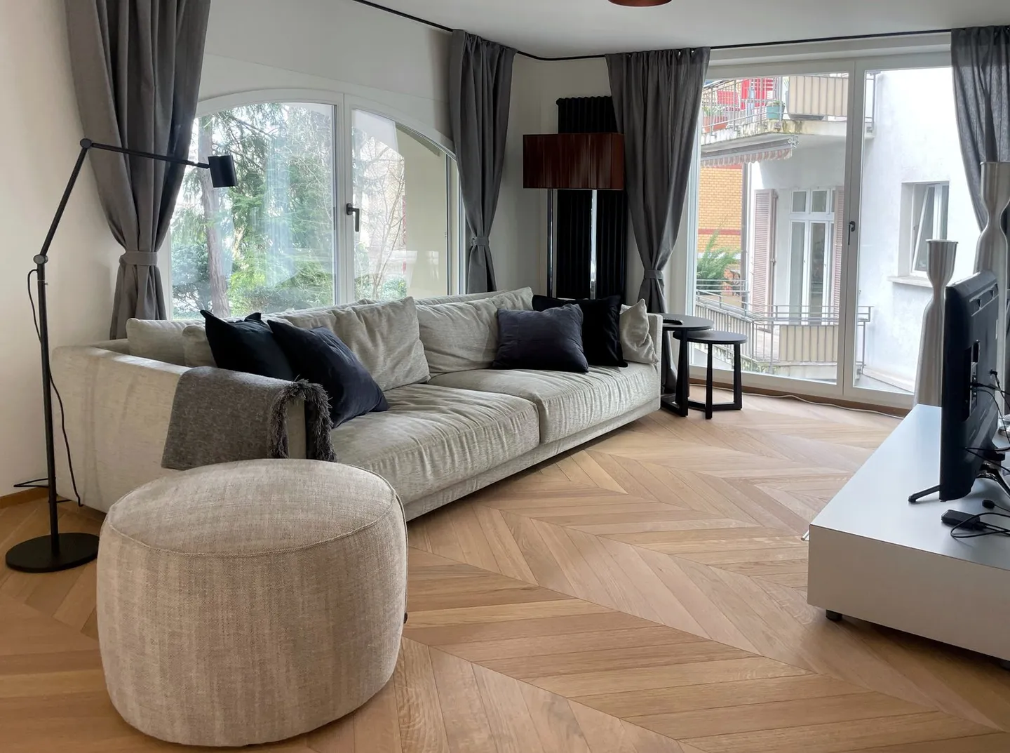 Metropolitan Chic - Living in Zurich's Prestige District - Photo 11 of 29