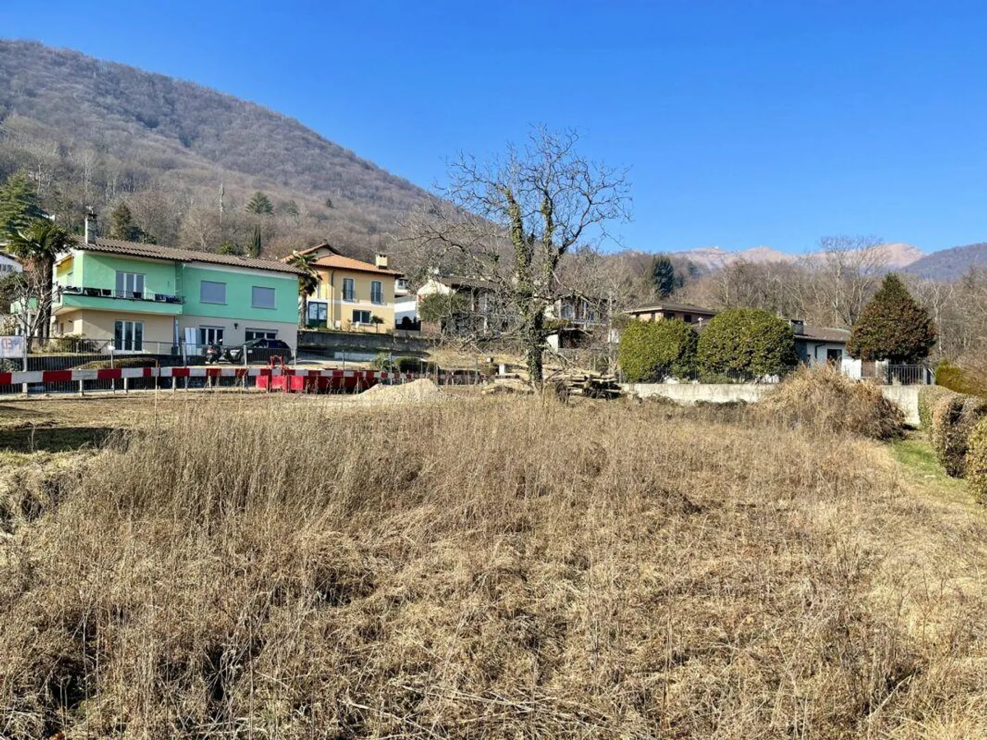 Terreno Edificabile a Pura - Foto 1 di 5