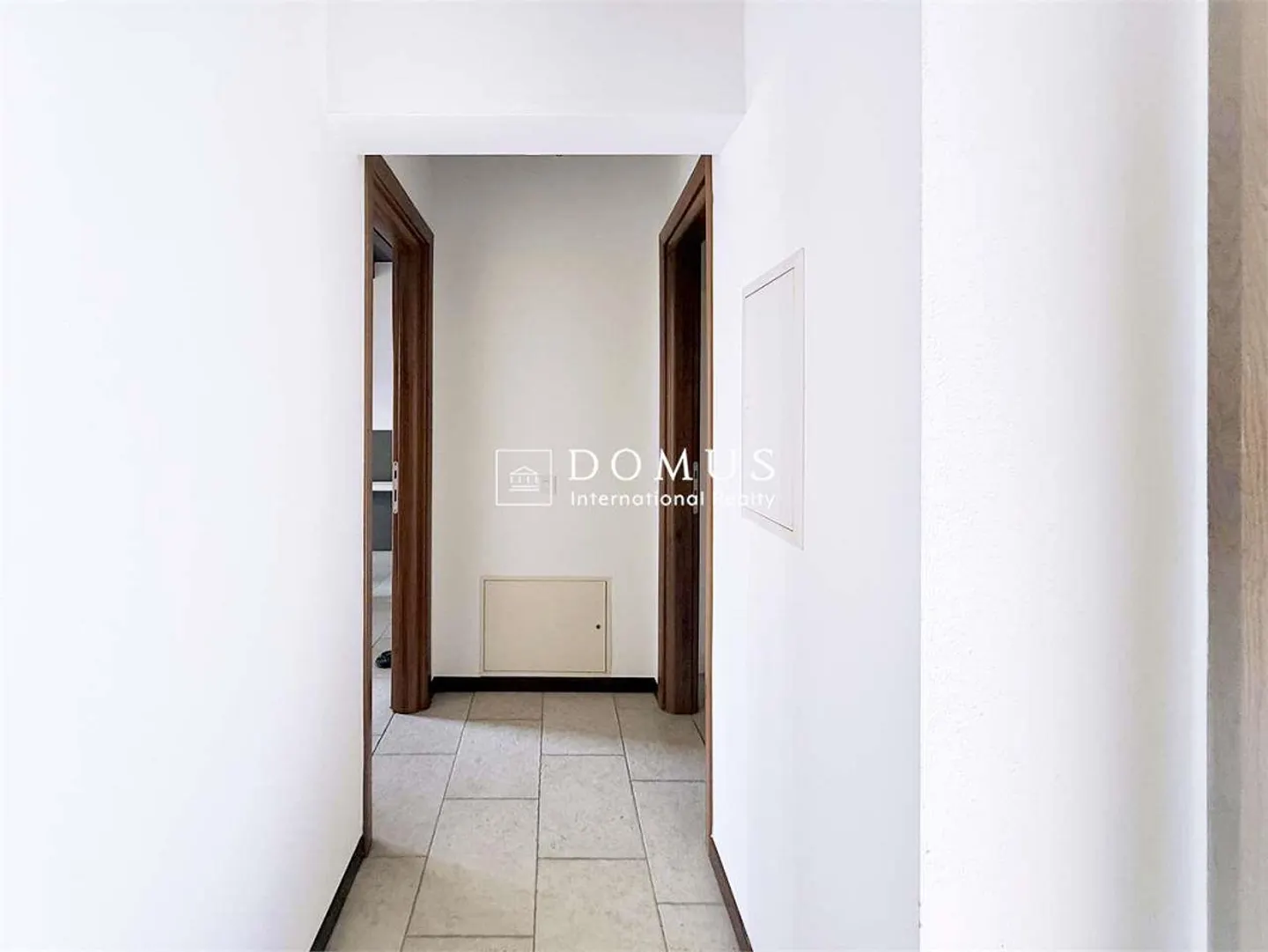 Comfortable office apartment - Photo 2 of 6