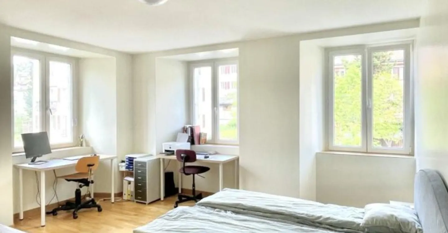Renan, magnificent 4.5-room apartment on the 1st floor with garage and terrace - Photo 4 of 9