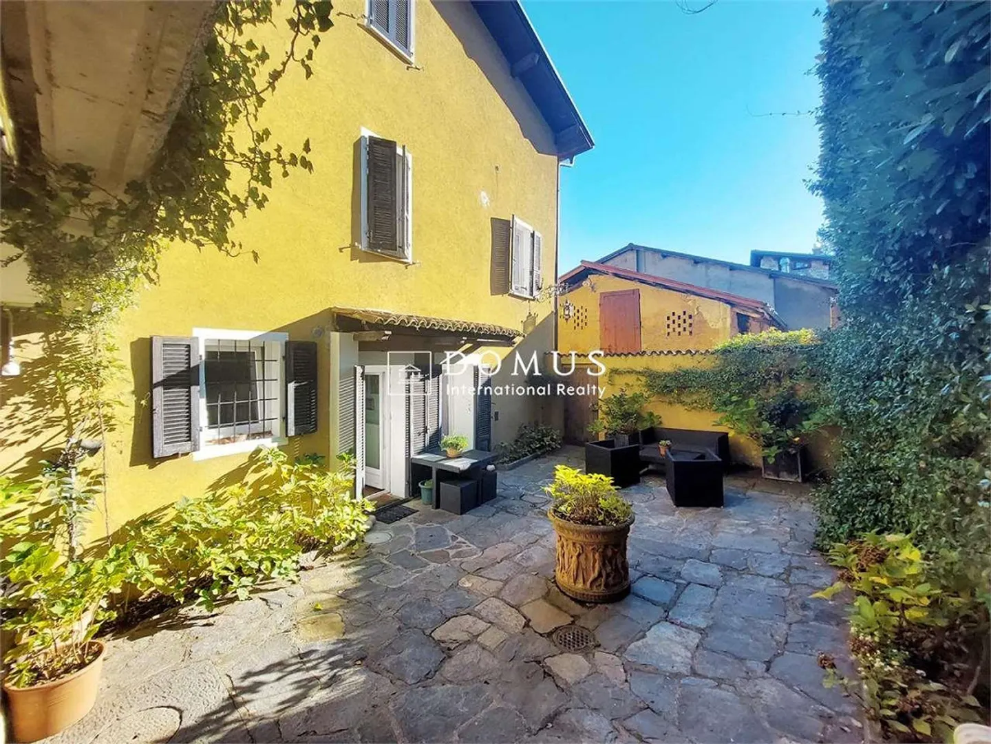 Historisches Haus in Gentilino-Collina d'Oro - Foto 1 von 13