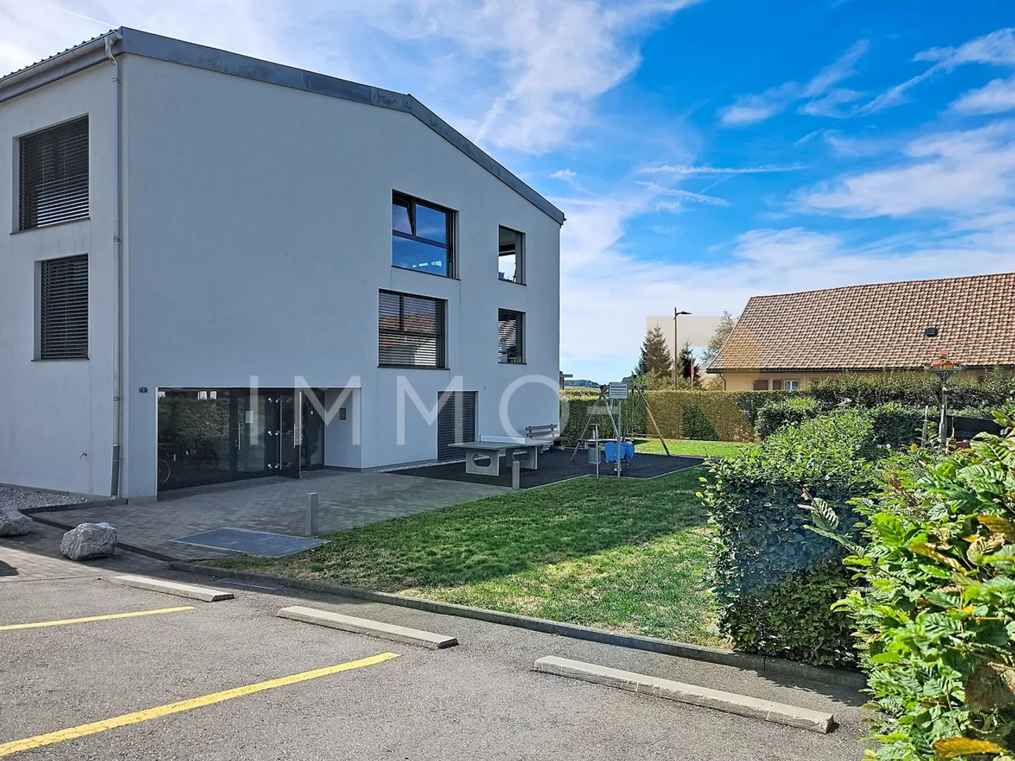 Incantevole e spazioso appartamento 4.5 con Loggia - Foto 2 di 12