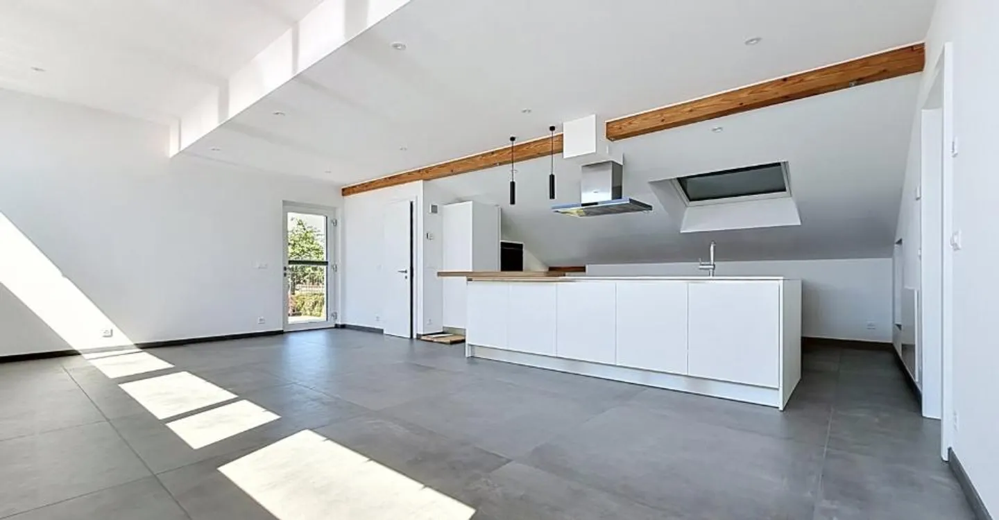 New 3.5 rooms 86 m² Available immediately! - Photo 1 of 11
