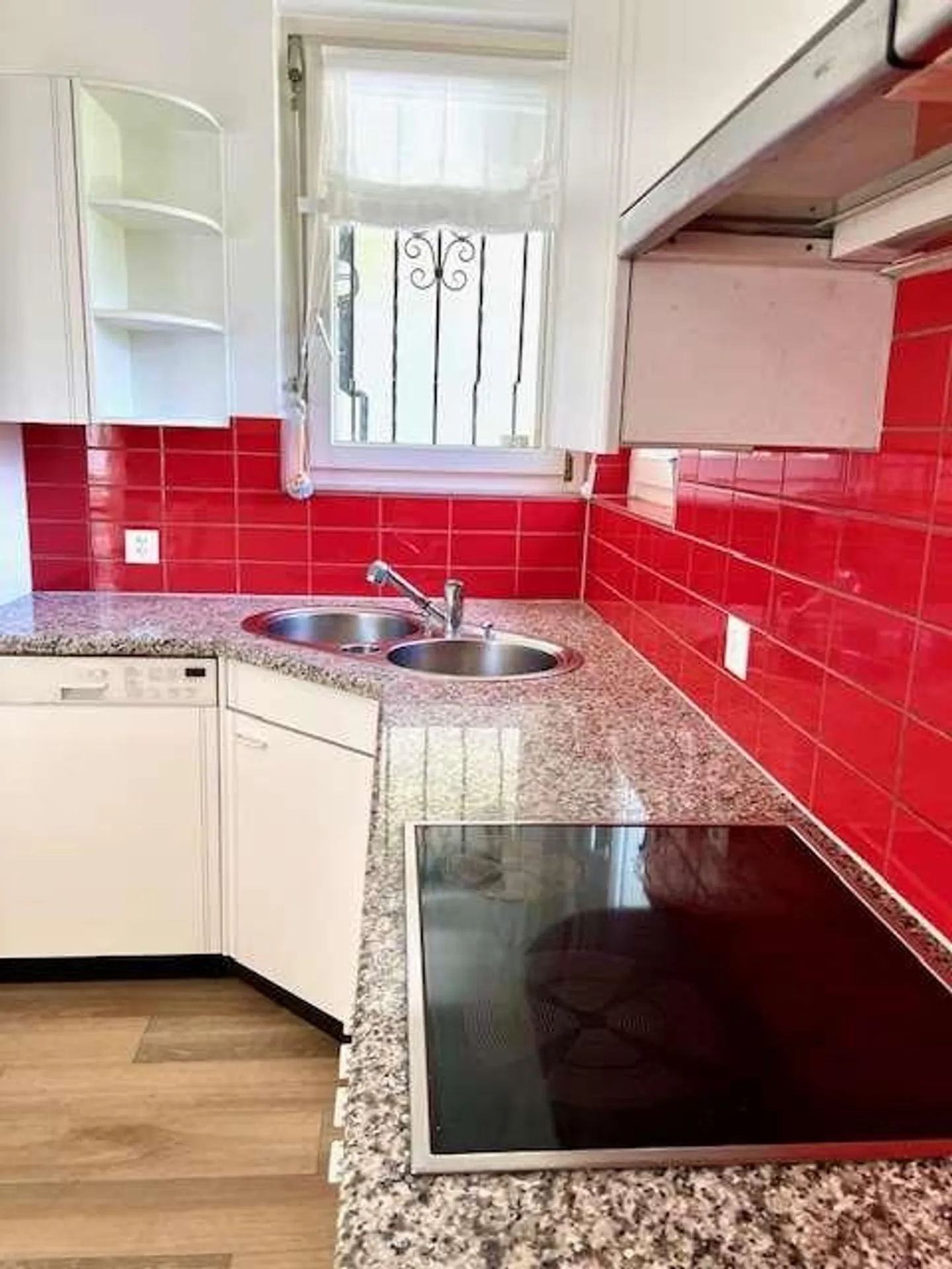 Einfamilienhaus mit Kamin und Garten - Foto 10 von 13