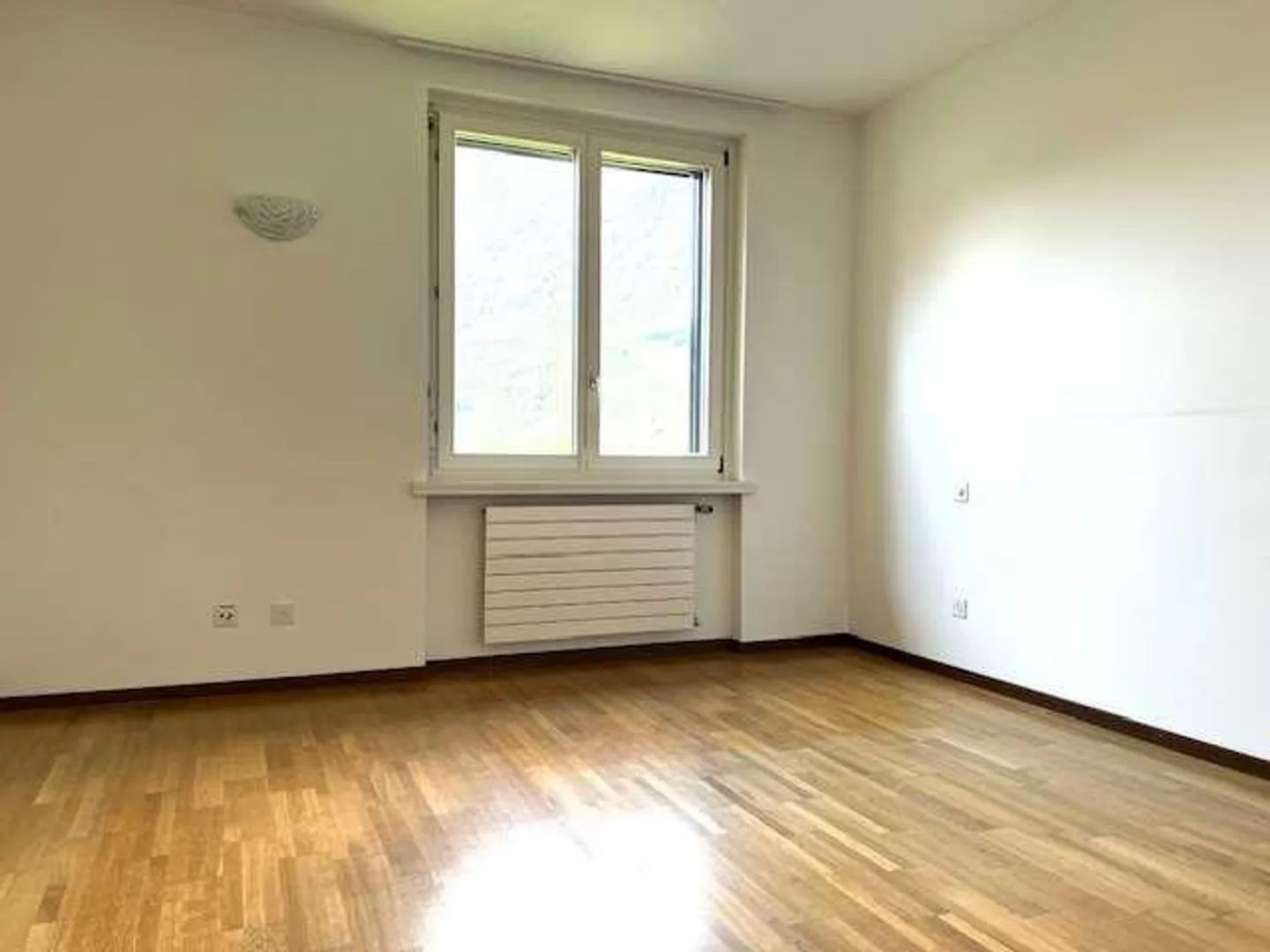 Einfamilienhaus mit Kamin und Garten - Foto 11 von 13