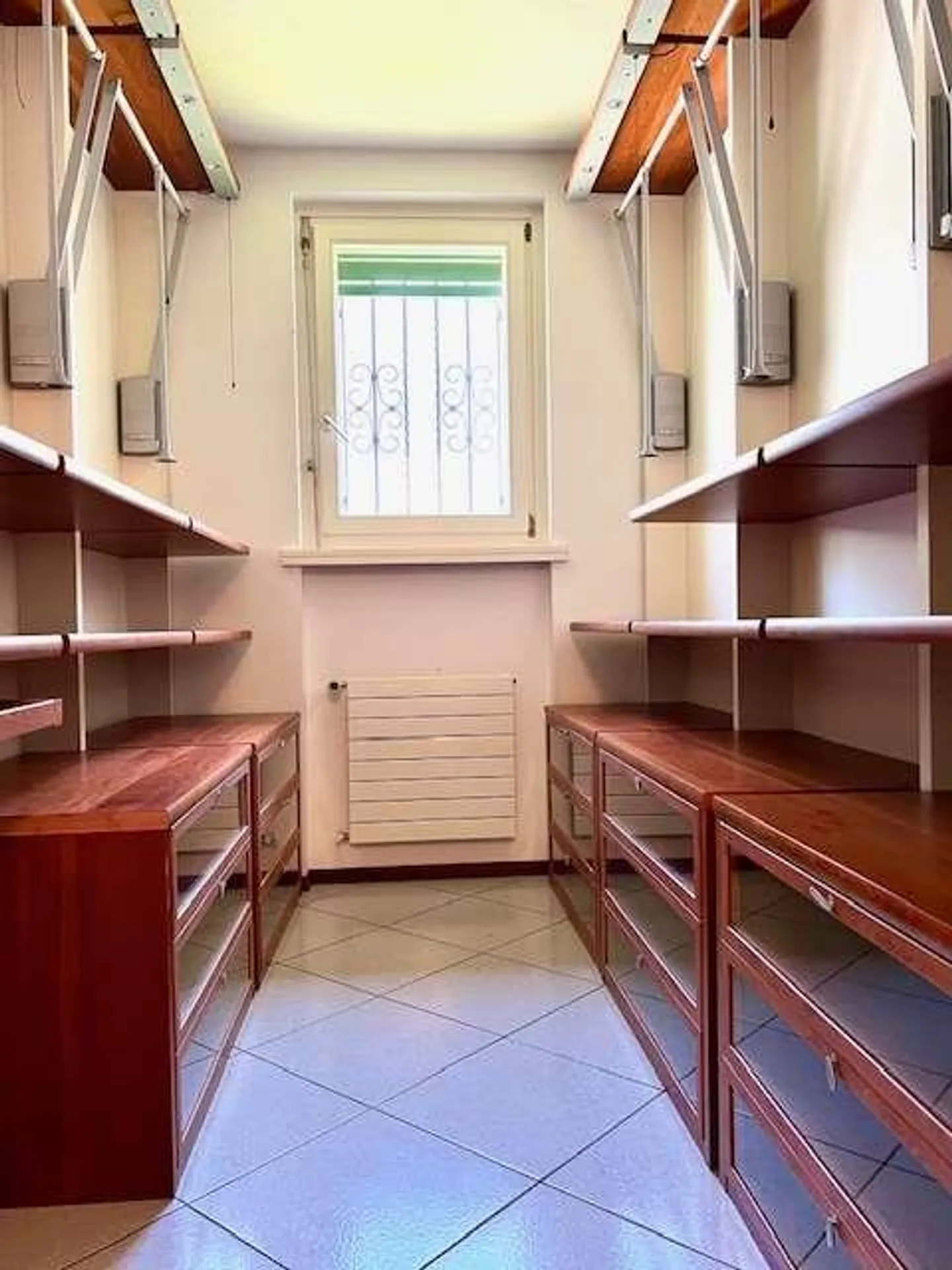 Einfamilienhaus mit Kamin und Garten - Foto 13 von 13