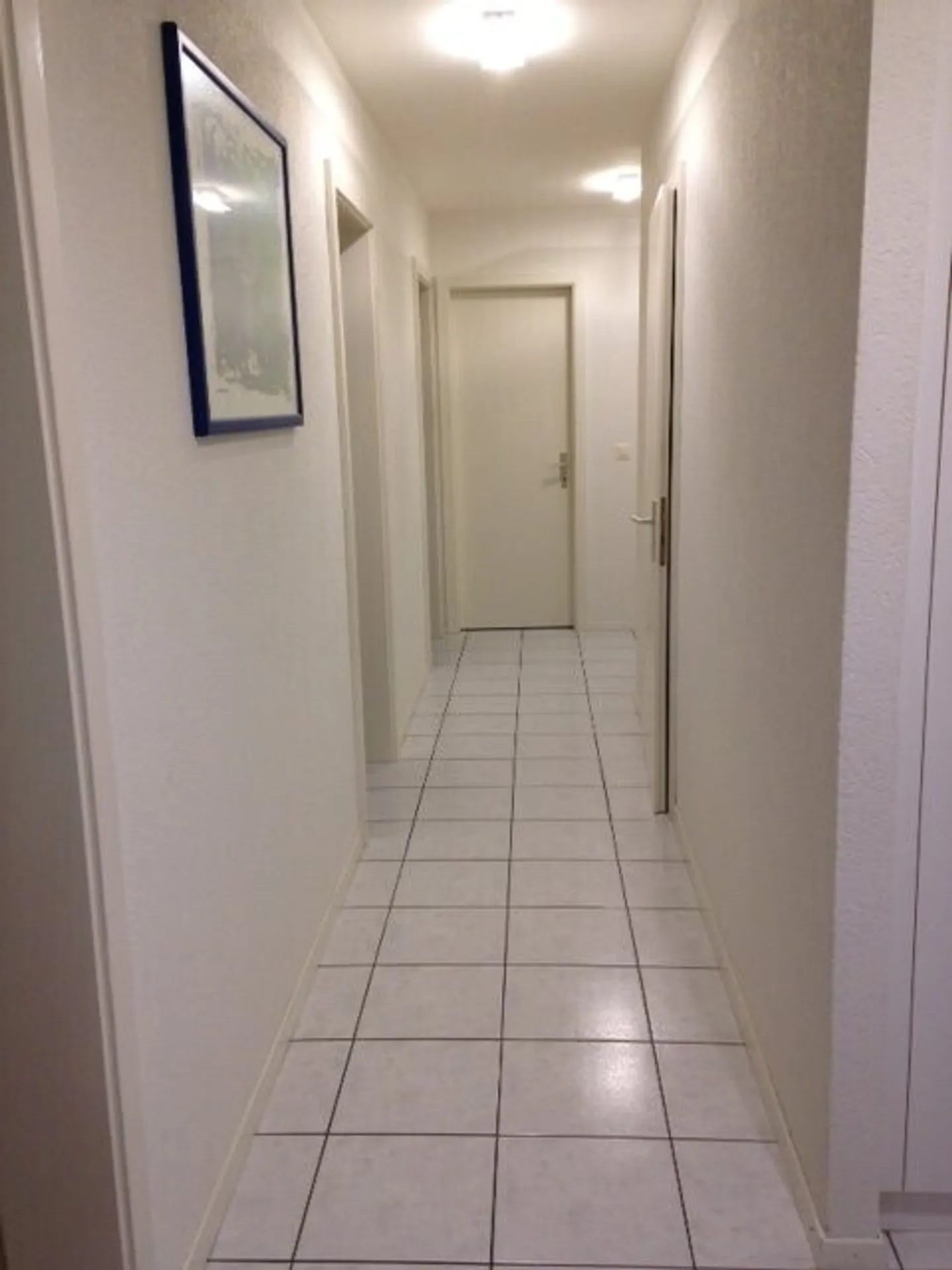 Charming 4.5-room apartment on the ground floor with terrace - Photo 3 of 8