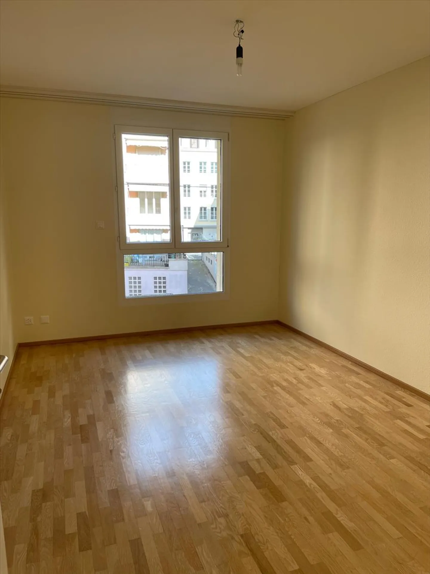 Appartamento di 4,5 locali al 2° piano - Foto 5 di 8