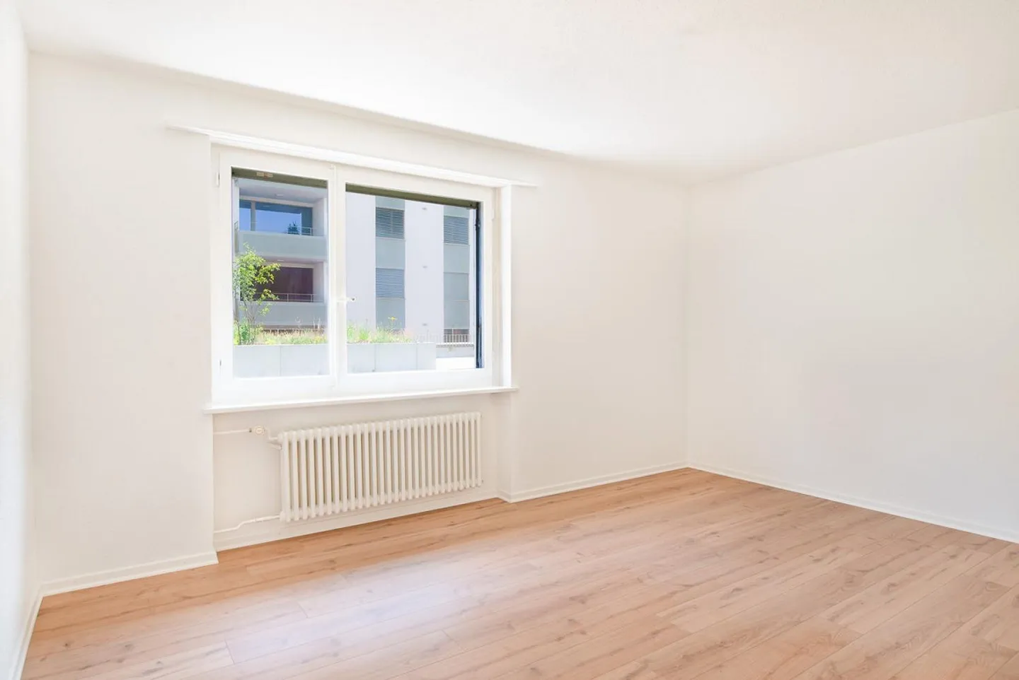 Appartamento ristrutturato di 3 stanze in affitto a Spreitenbach! - Foto 6 di 11