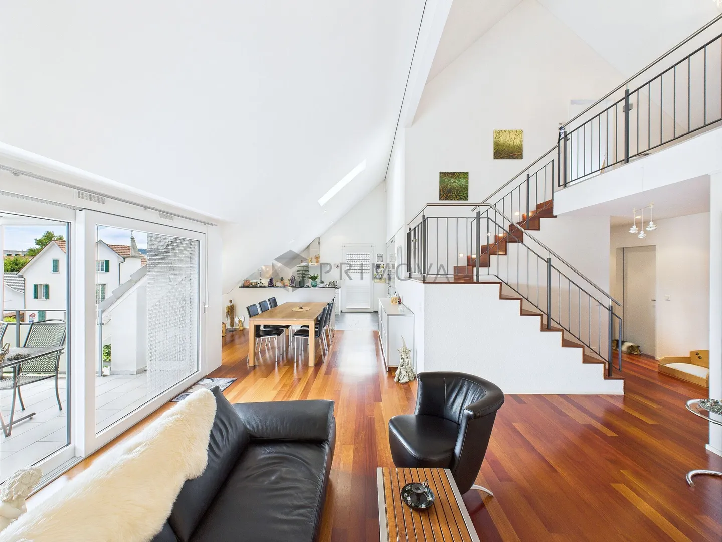 Maisonette avec style - Vivre au-dessus des toits de Wettingen - Photo 3 sur 10