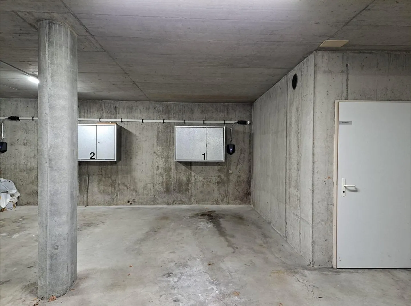 Underground parking space near children's hospital - Photo 1 of 2