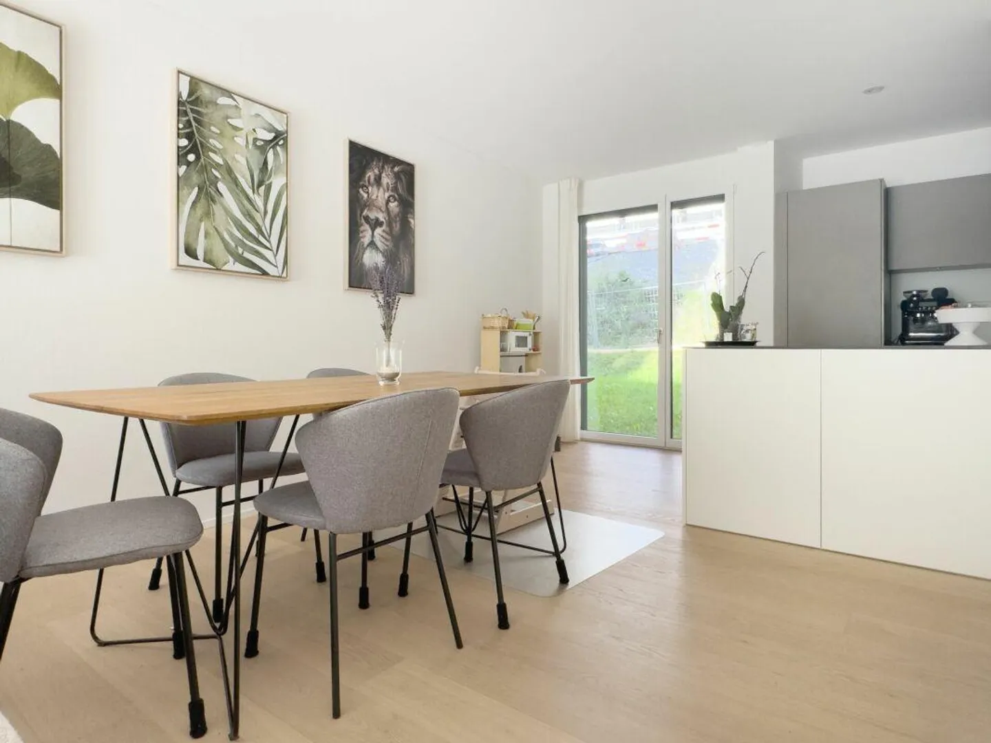 Condominium moderne de 5,5 pièces avec belle terrasse au bord de l'Aare - Photo 5 sur 24