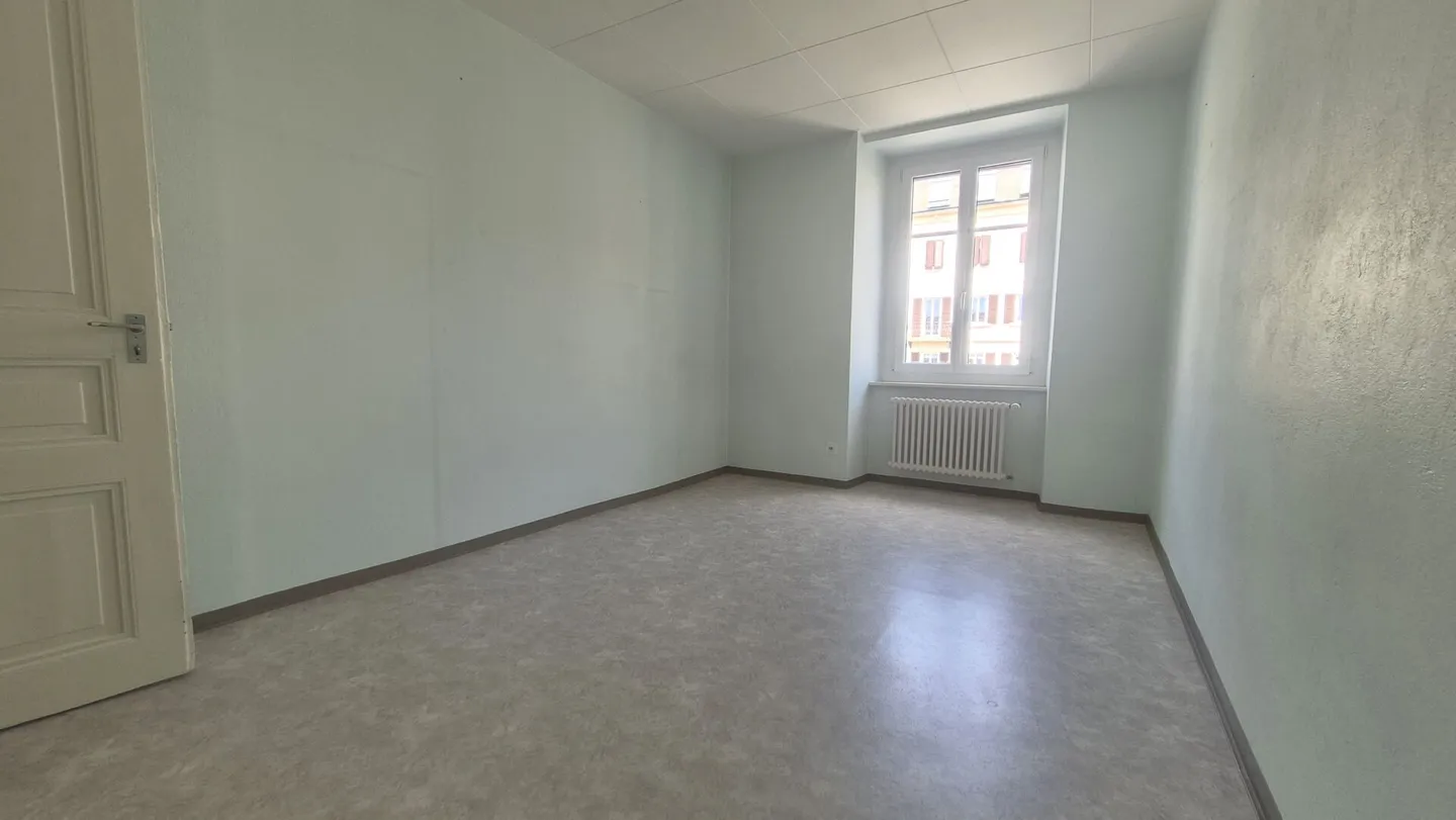 Appartement spacieux de 7 pièces - Photo 5 sur 14