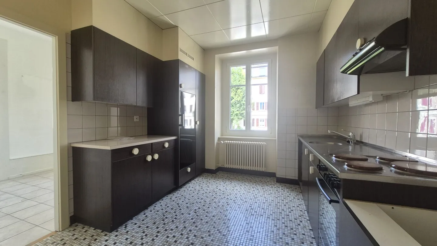 Appartement spacieux de 7 pièces - Photo 7 sur 14