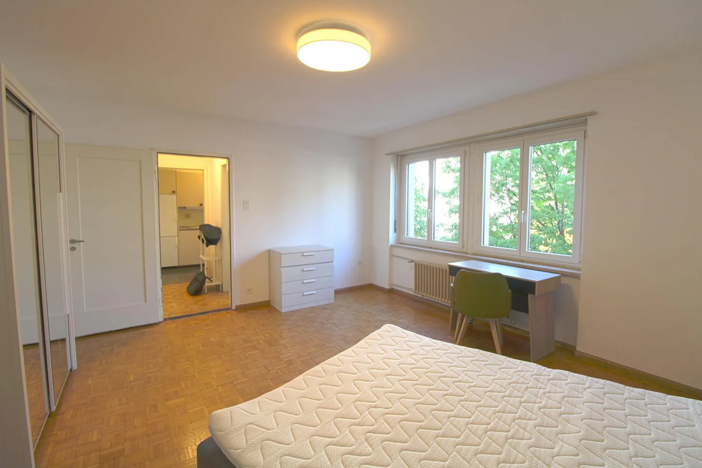 Möbliertes WG-Zimmer Nähe Claraplatz - Foto 2 von 5