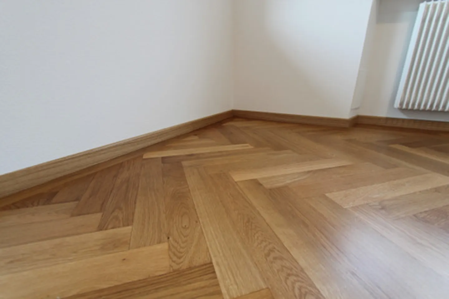 Modern 4.5-room apartment for rent in the center of Visp - Photo 6 of 11
