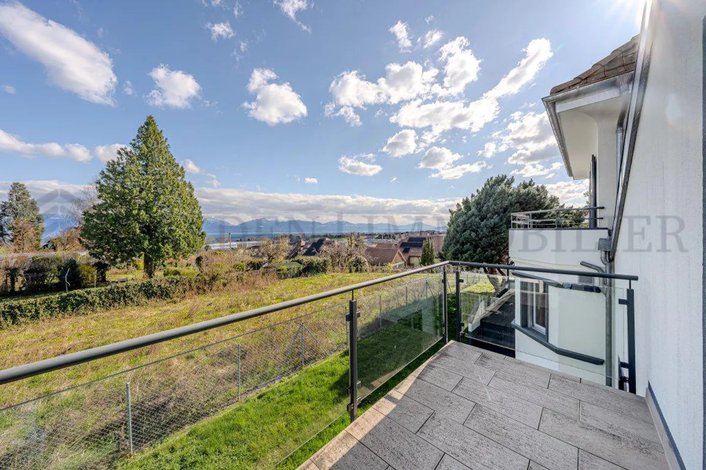 Lake view 3 minutes from Morges! - Photo 1 of 1