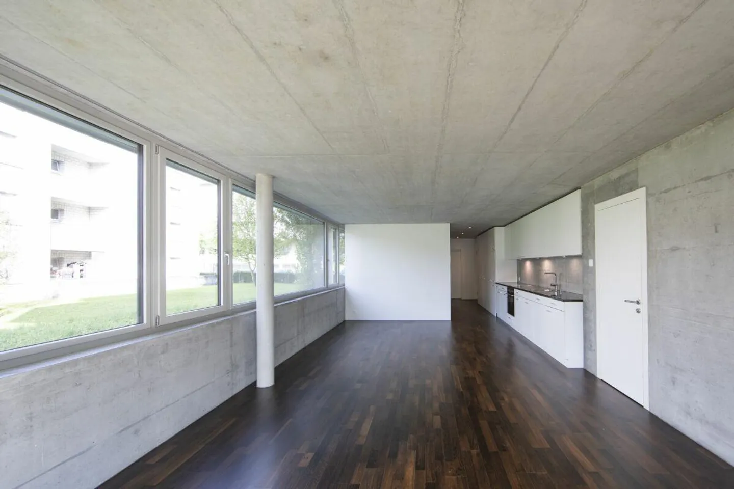 Appartement attrayant de 3,5 pièces avec grand balcon à louer - Photo 1 sur 6