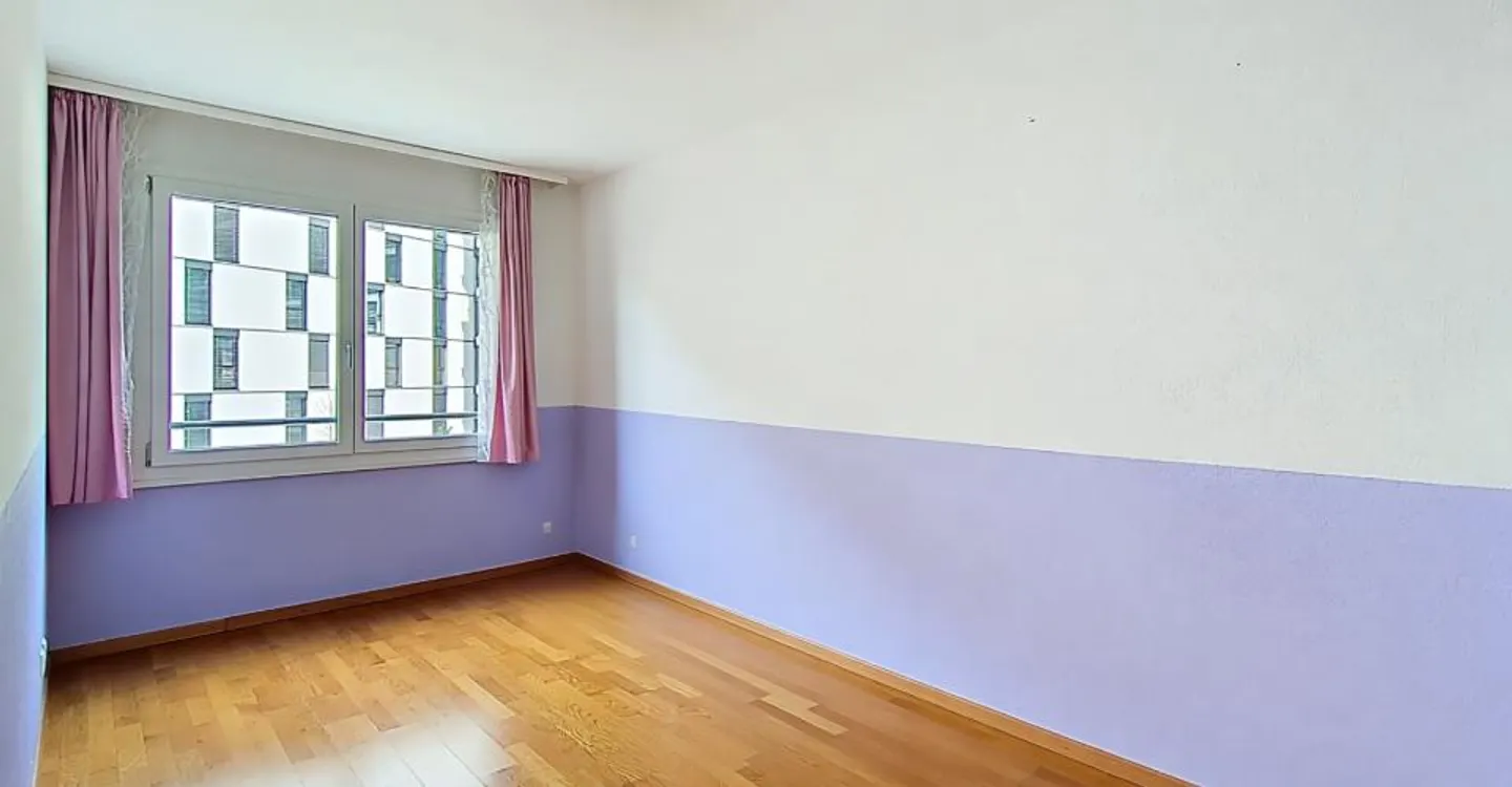 Exclusif à Vevey ! 4.5P avec balcon - Foto 7 von 8