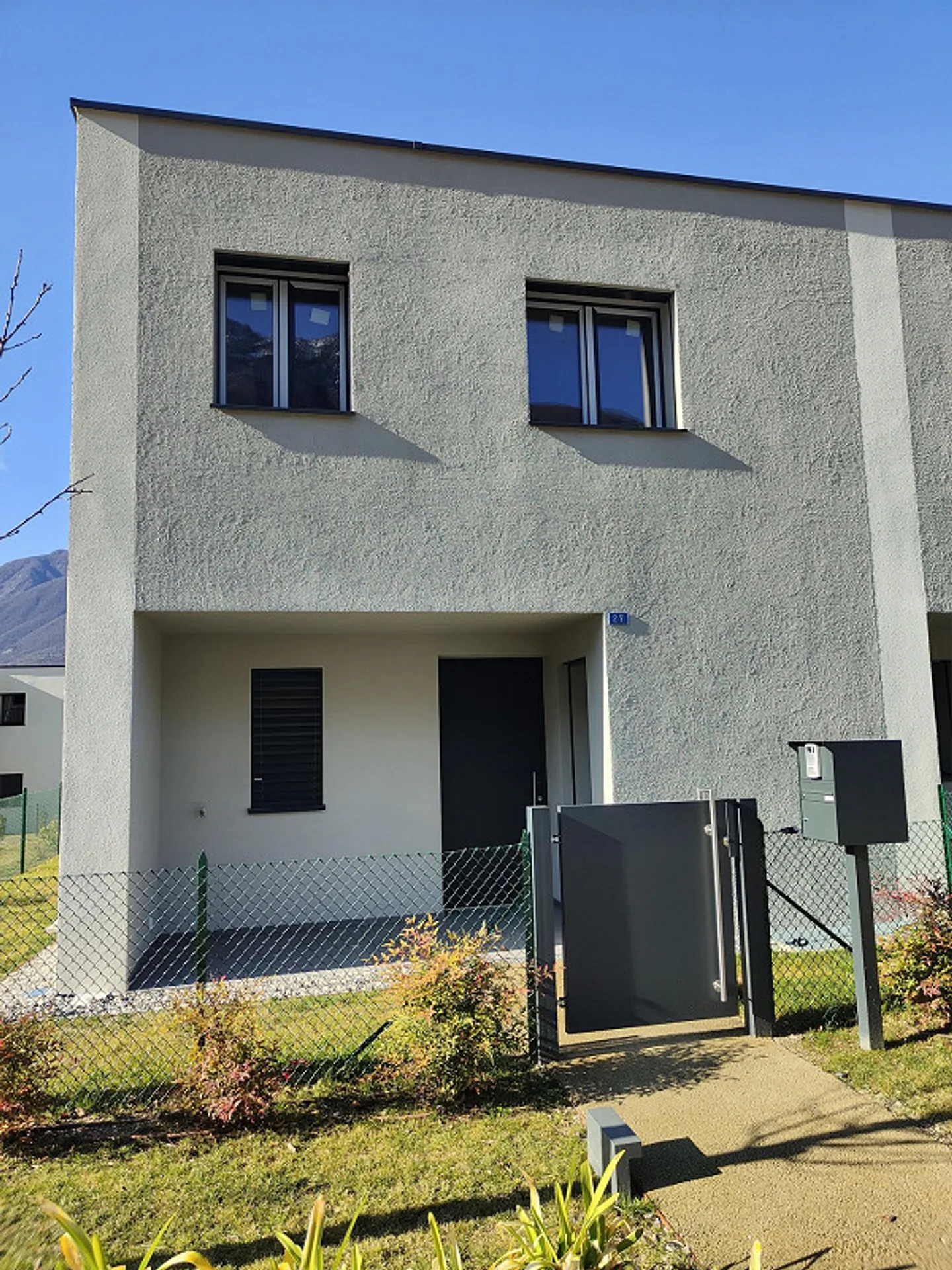 New 5-room maisonette in Camorino - Photo 3 of 13