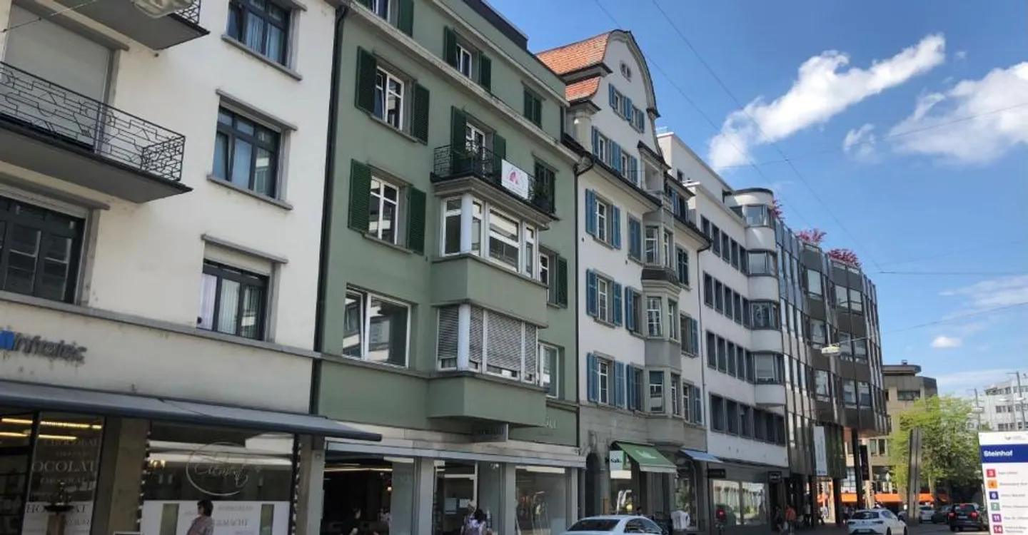 Ladenfläche in Zug - Foto 1 von 10