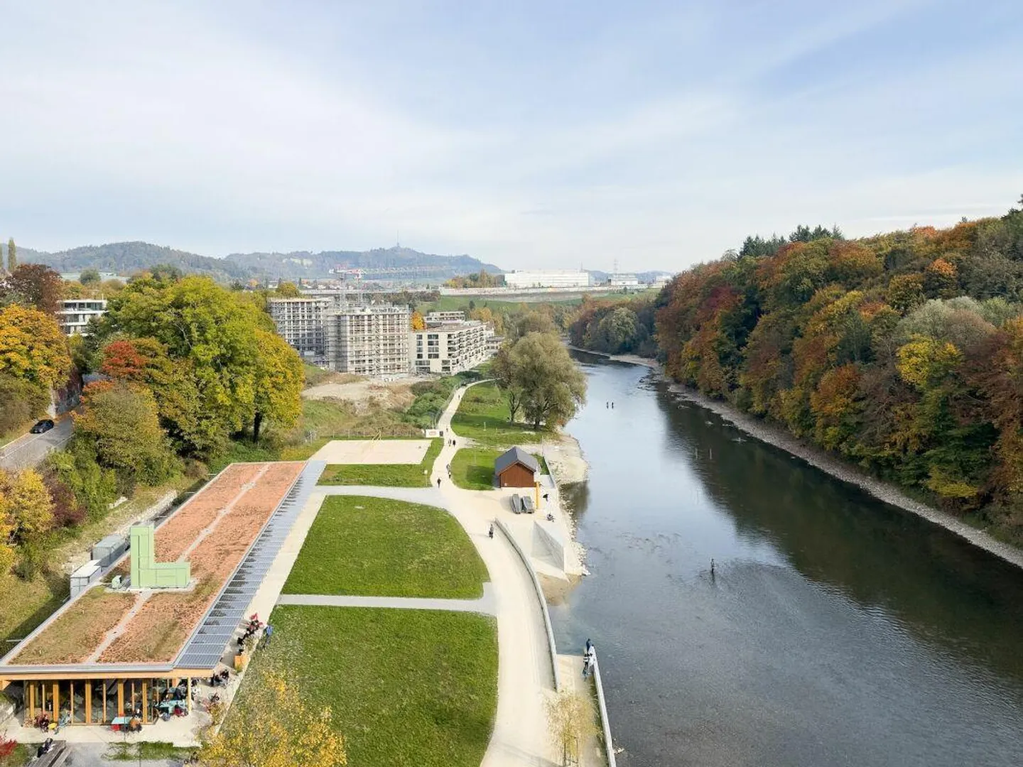 Condominium moderne de 5,5 pièces avec belle terrasse au bord de l'Aare - Photo 16 sur 24