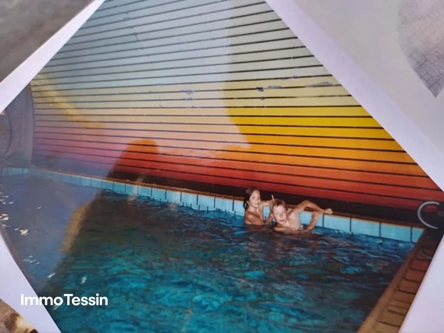 RENTAL: Maison avec 3 appartements dans un emplacement privilégié, avec vue sur le lac, piscine intérieure et grand jardin - Photo 5 sur 13