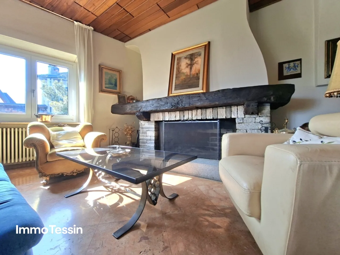 RENTAL: Maison avec 3 appartements dans un emplacement privilégié, avec vue sur le lac, piscine intérieure et grand jardin - Photo 6 sur 13