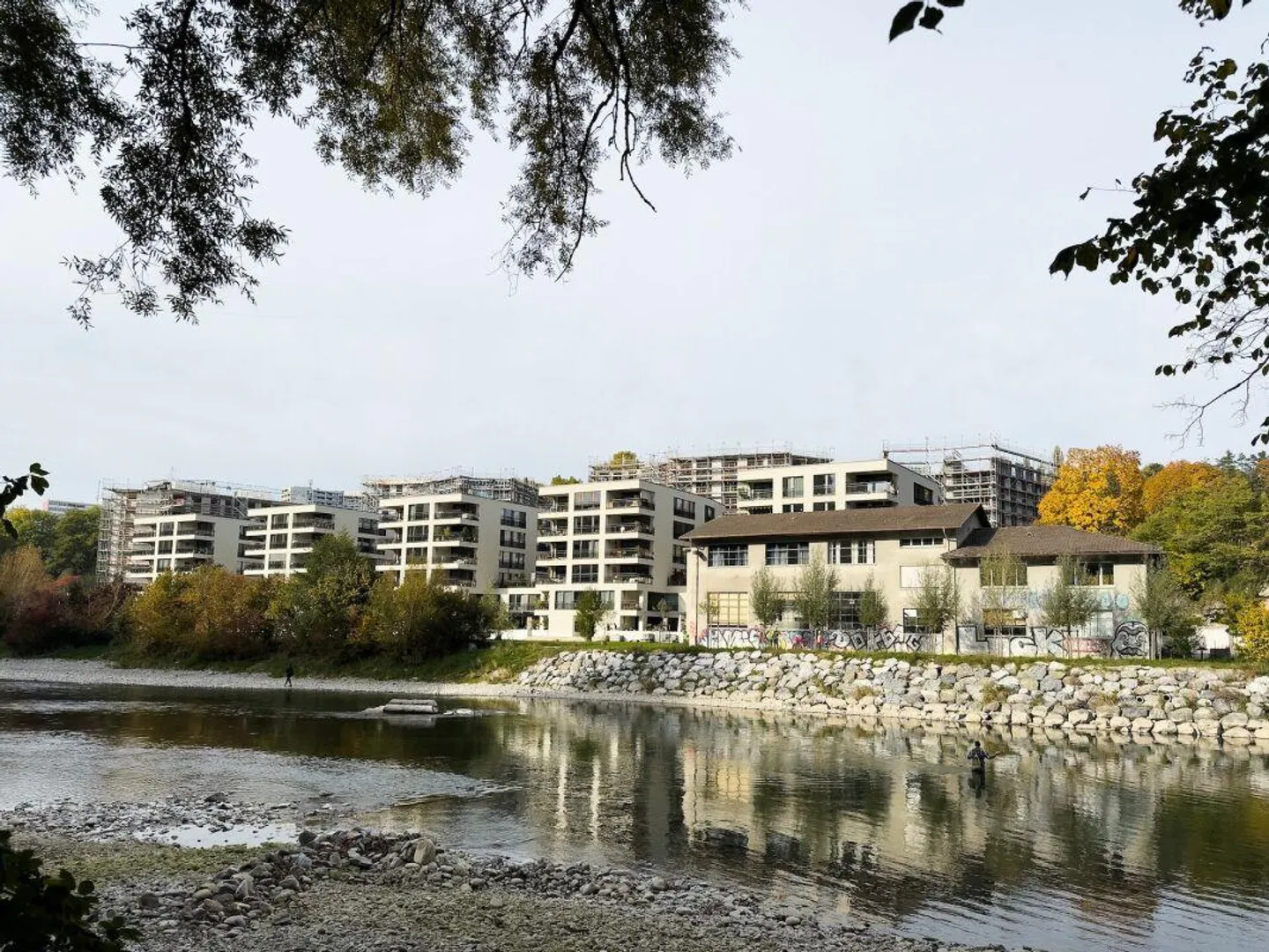 Condominium moderne de 5,5 pièces avec belle terrasse au bord de l'Aare - Photo 23 sur 24