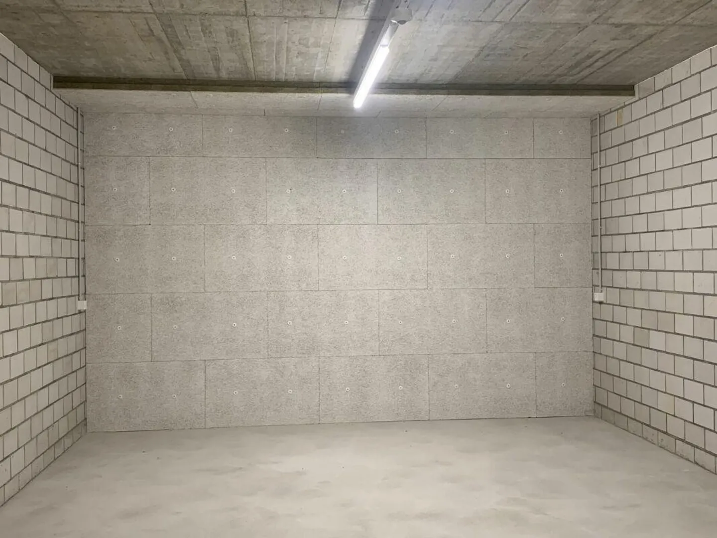28m2 Storage Room in NEUHOF. - Photo 2 of 4