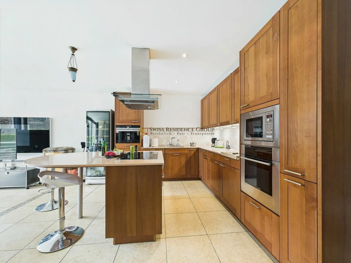 Traumhaftes Doppelfamilienhaus: Luxus, Natur und Exklusivität auf höchstem Niveau - Foto 11 von 22