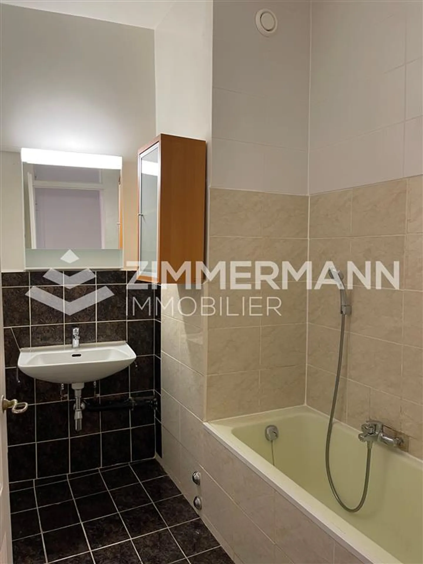 Charmant appartement 3 pièces - Photo 6 sur 7