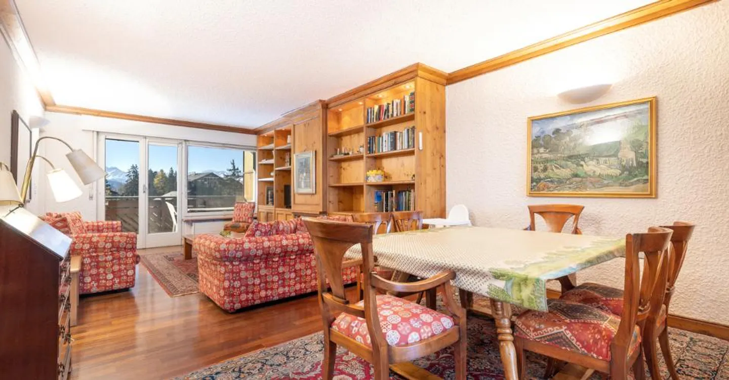 Charming Apartment in Crans-Montana - Photo 1 of 10