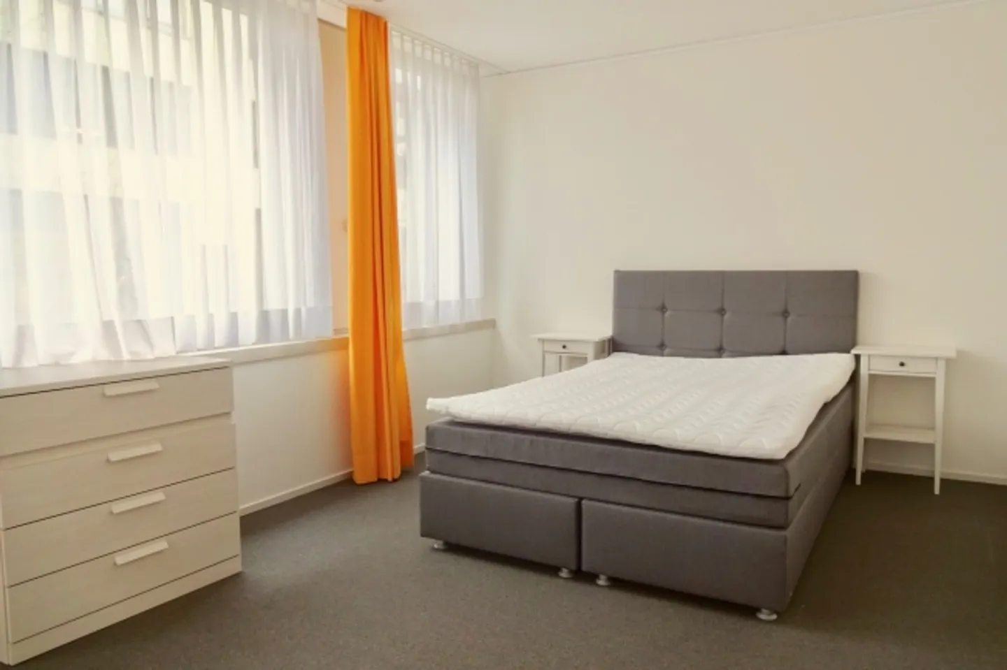 Stanza singola in affitto - Foto 1 di 7