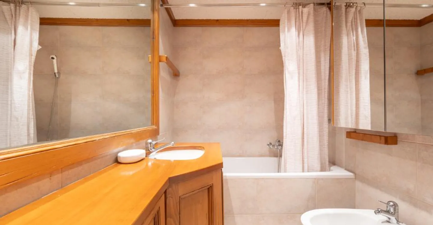 Charming Apartment in Crans-Montana - Photo 10 of 10
