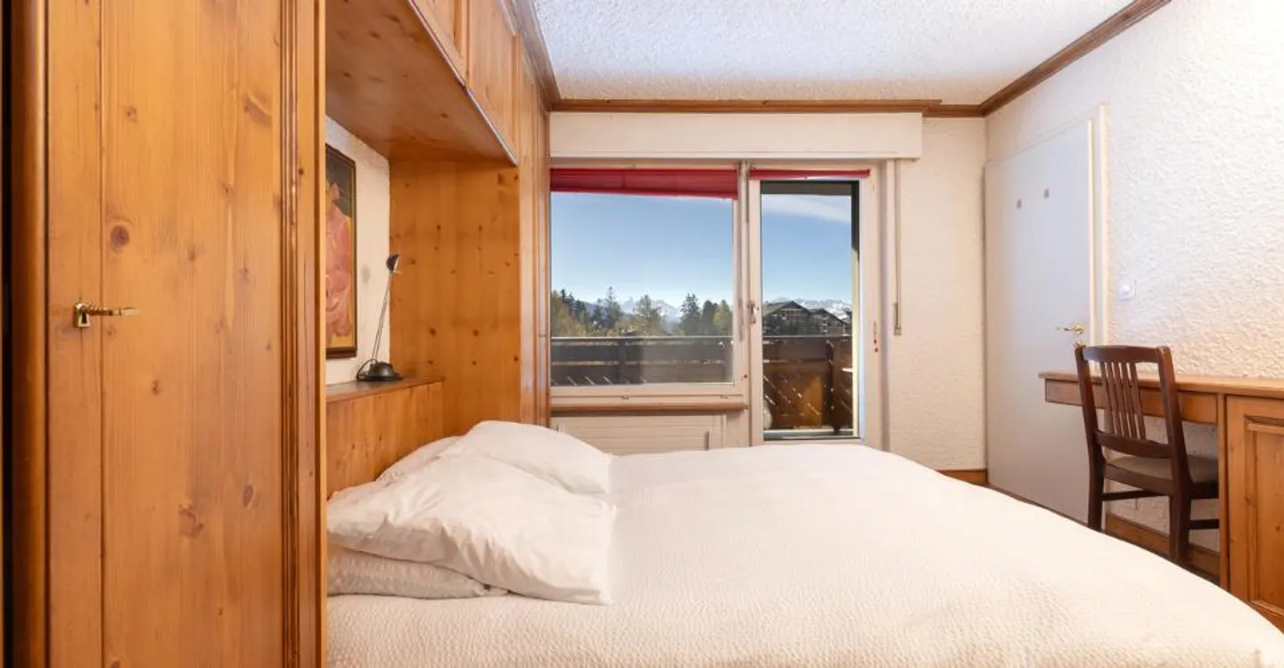 Charming Apartment in Crans-Montana - Photo 6 of 10