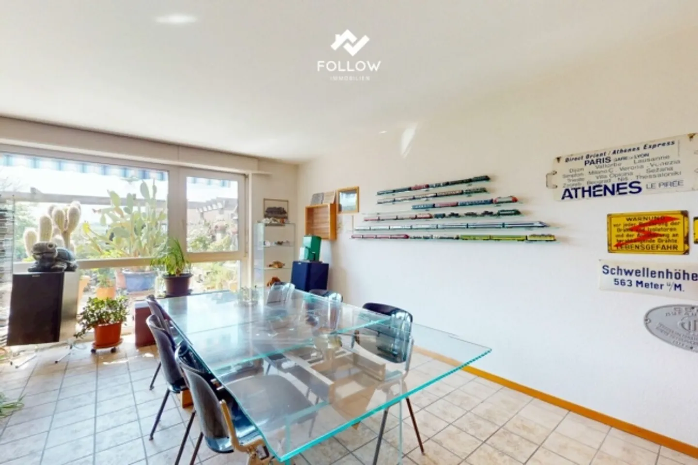 Familienfreundliches Reihenhaus mit Garten und Terrasse und Doppelgarage - Photo 2 sur 12