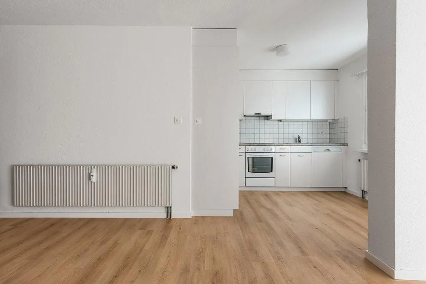 Small but well-kept and centrally located - Photo 3 of 8