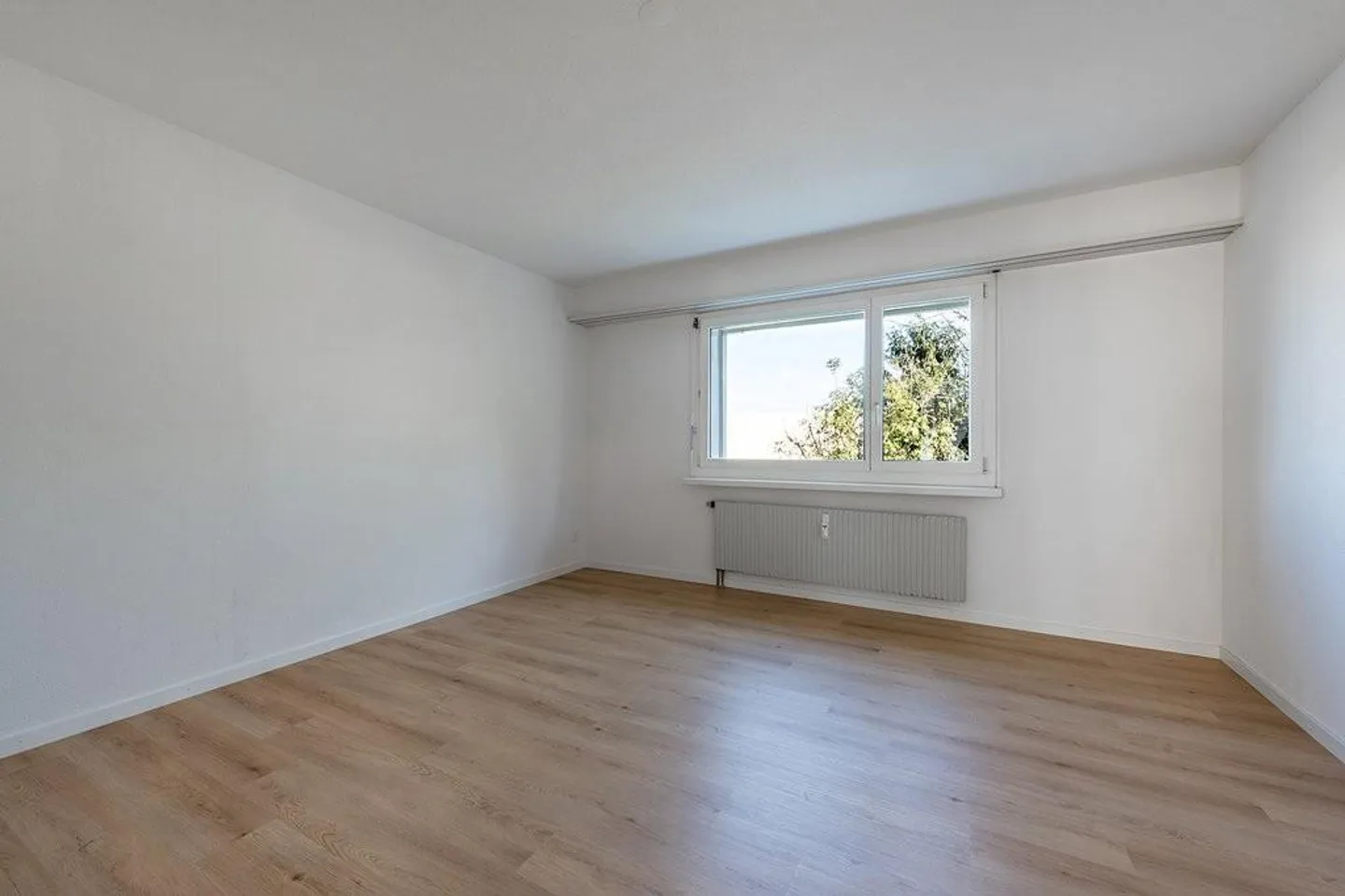 Small but well-kept and centrally located - Photo 6 of 8