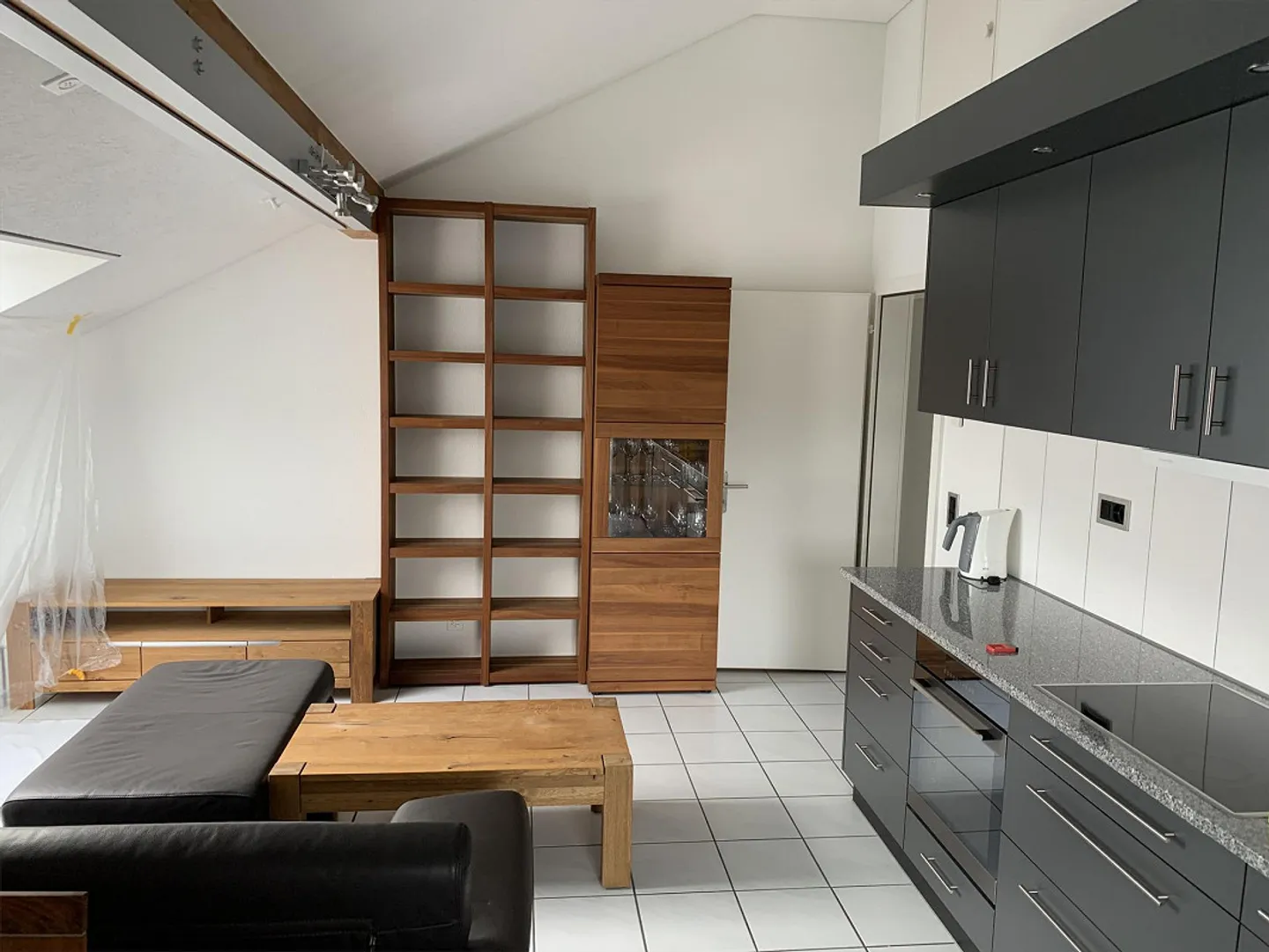 Renoviertes Loft mit sonnigem Balkon - Foto 2 von 14
