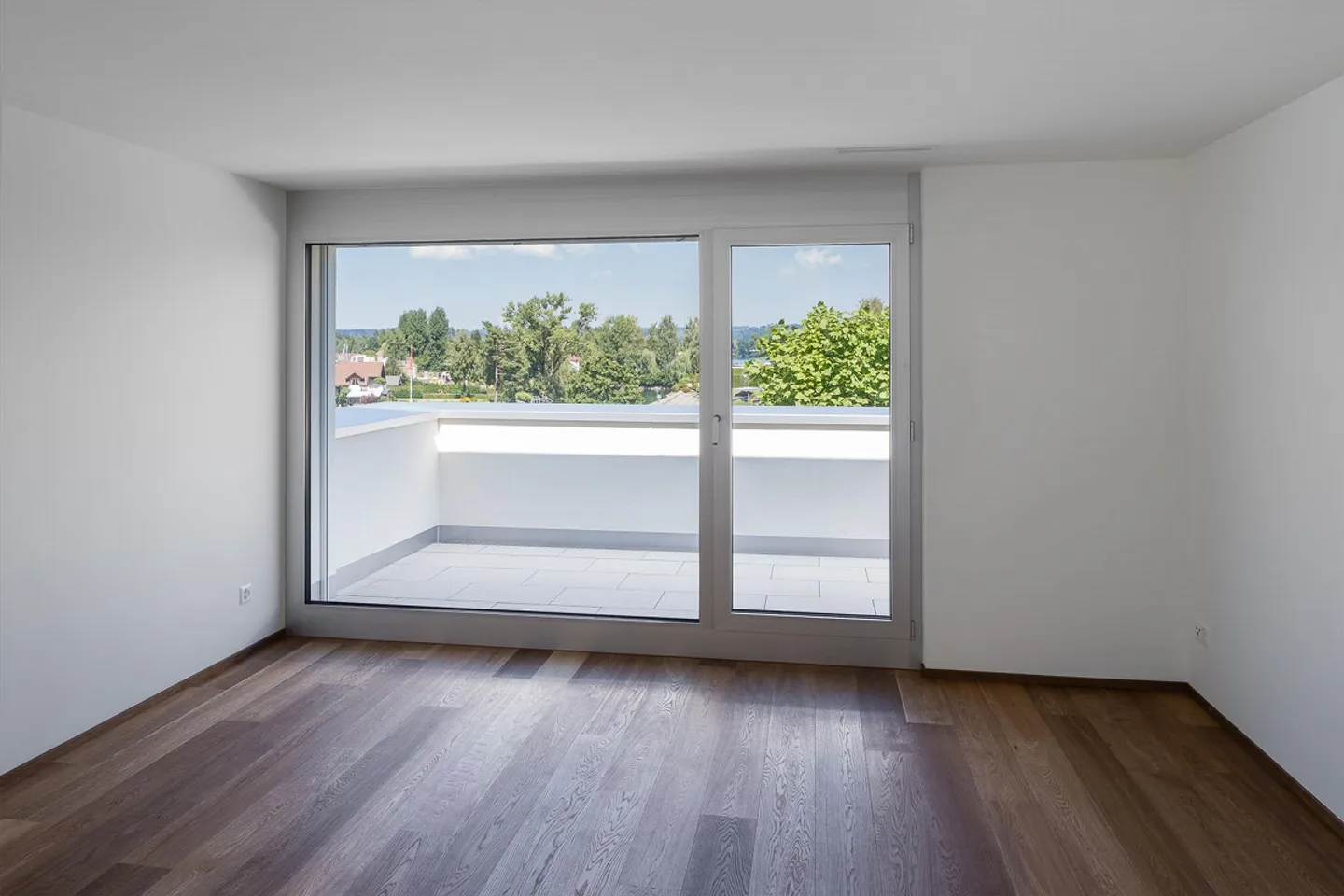 Esclusiva casa unifamiliare di 4,5 locali con ampia terrazza - Foto 8 di 10