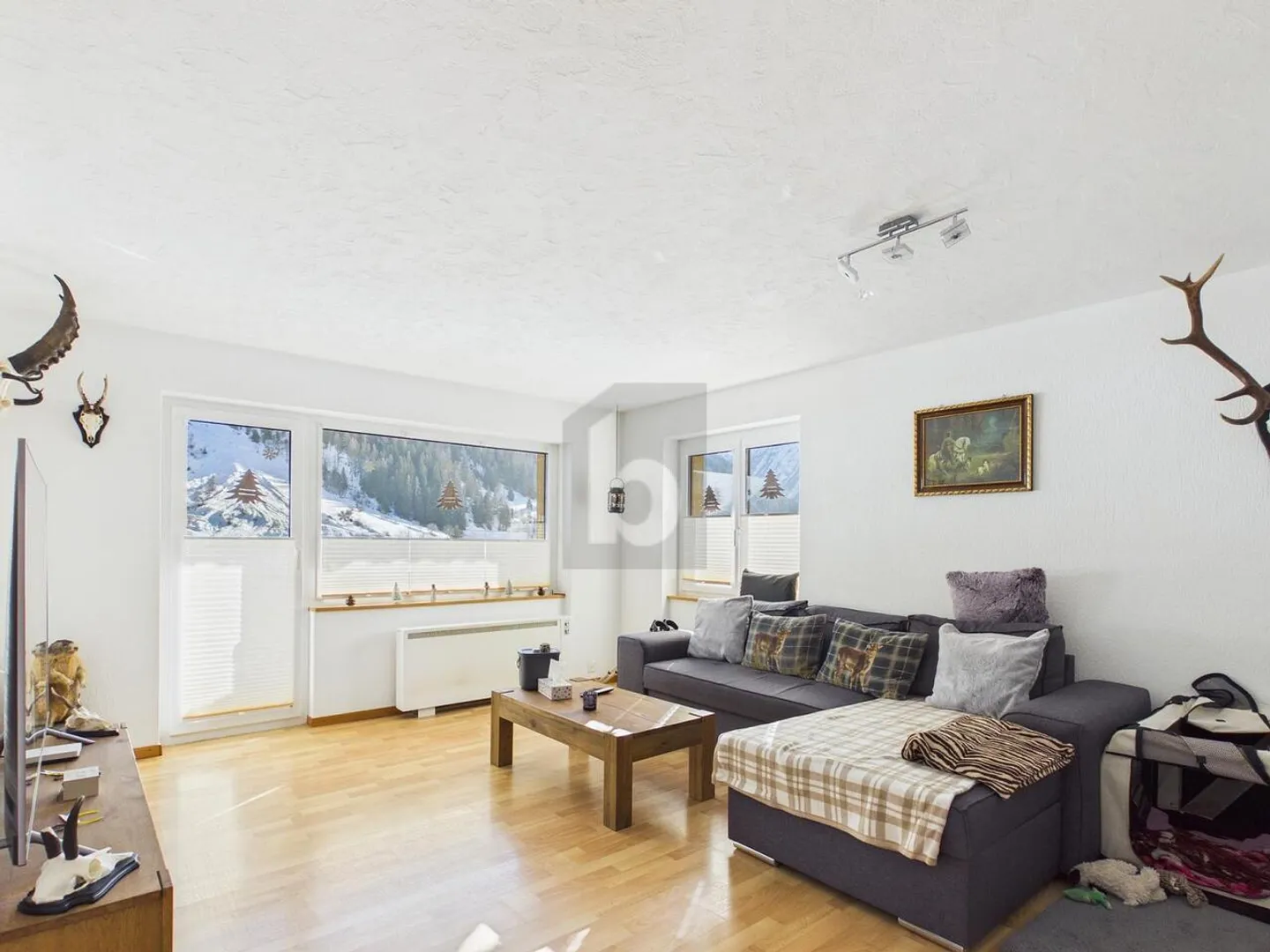 Sonnige Wohnung mit Bergblick - Foto 2 von 5