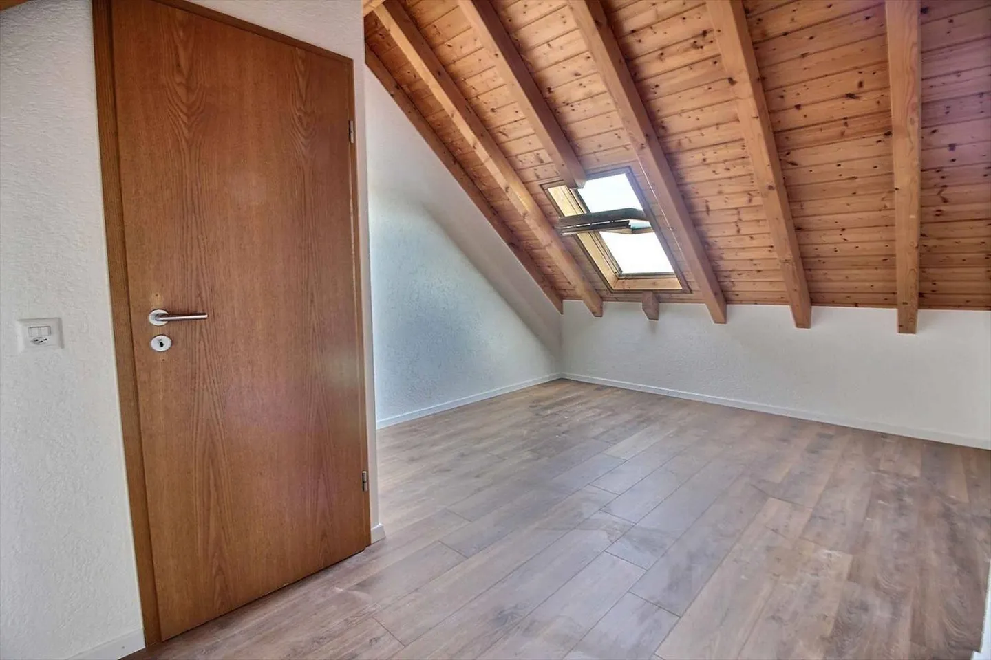 3.5 Room Apartment - Photo 4 of 9
