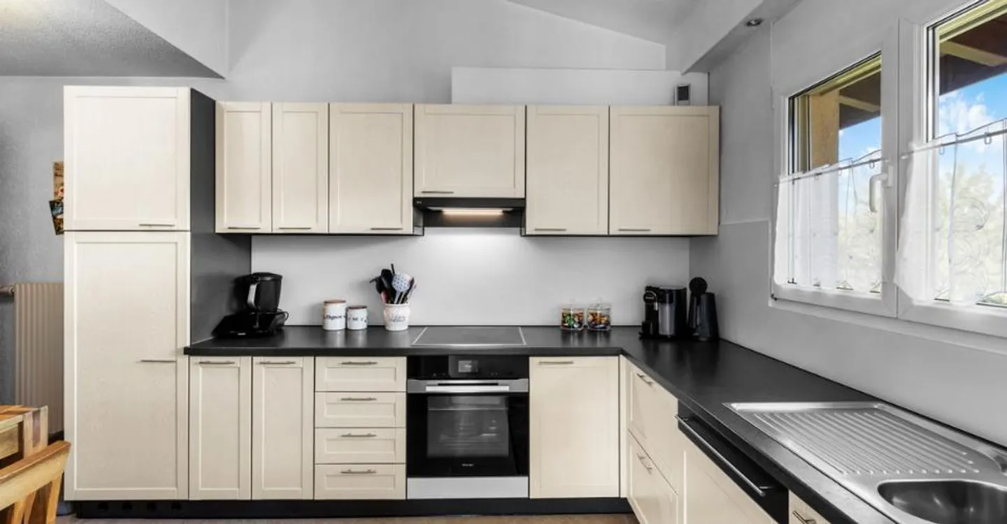 Appartement rénové au dernier étage - Photo 5 sur 13