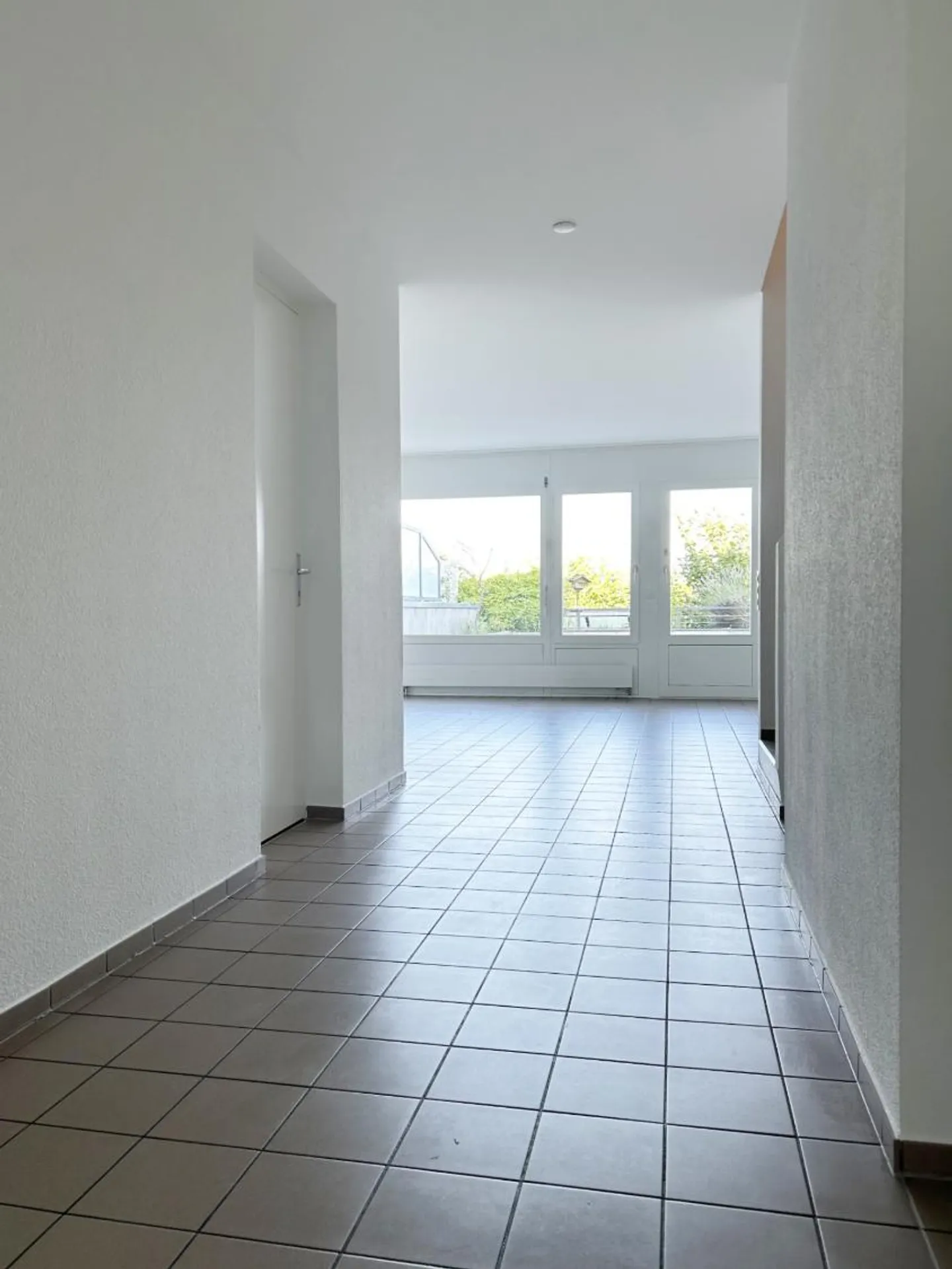 Spaziosa villa di 5 camere - Foto 5 di 8